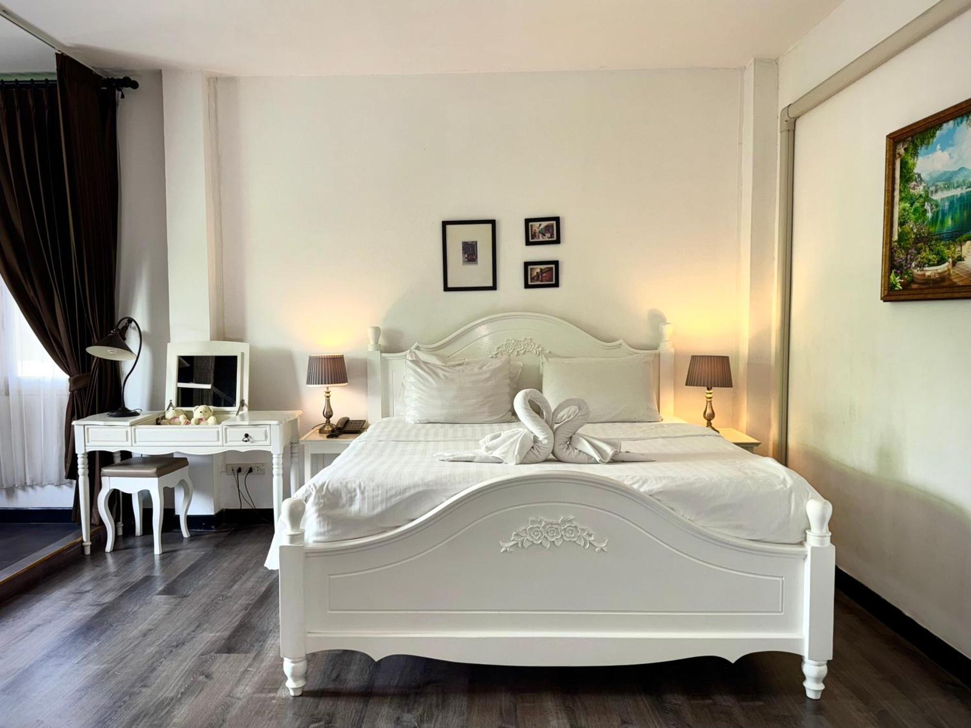 Nidhra Lanna Hotel Чіангмай Екстер'єр фото