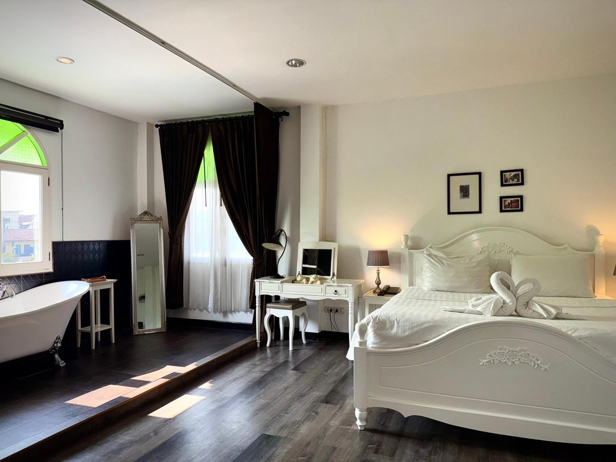 Nidhra Lanna Hotel Чіангмай Екстер'єр фото